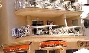 سارا فیلم سیکس مادر پسر واندلا عاشق رابطه جنسی ناز با رومئو است